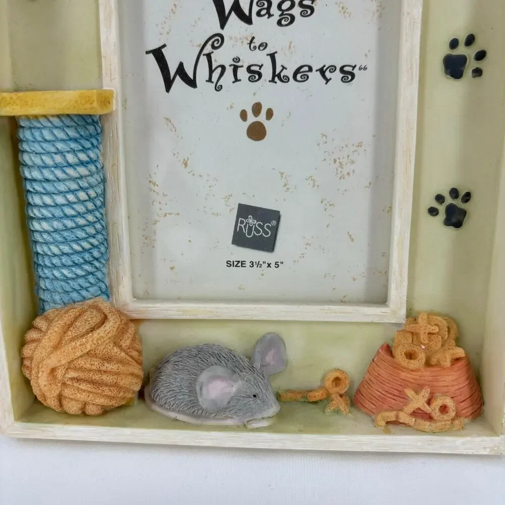 Russ Wags to Whiskers Cat Kitty Shadow Box Picture‎ Frame For 3.5 x 5 Inch Photo